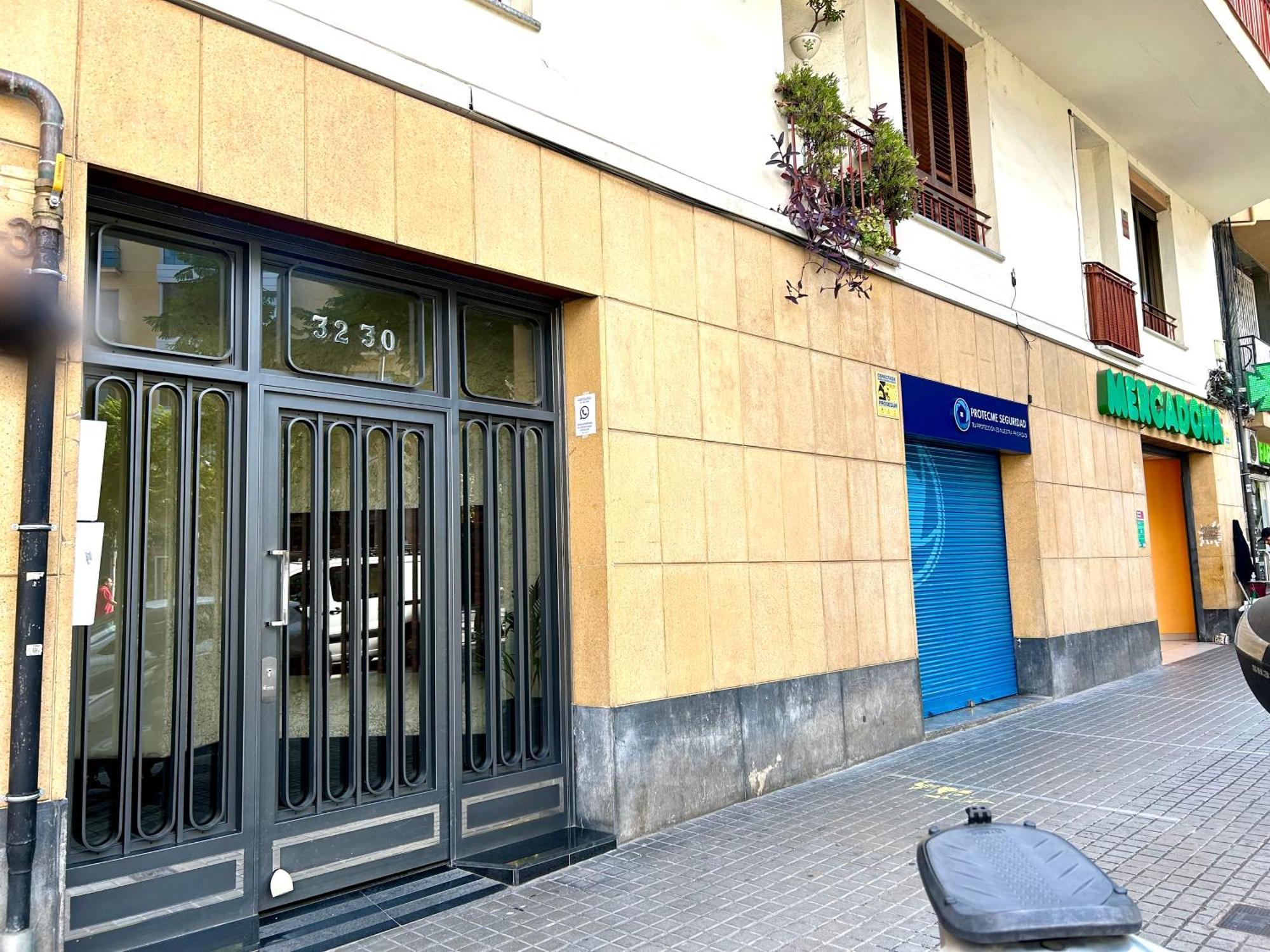 Apartment Carrer D'Olesa Barcelona Kültér fotó
