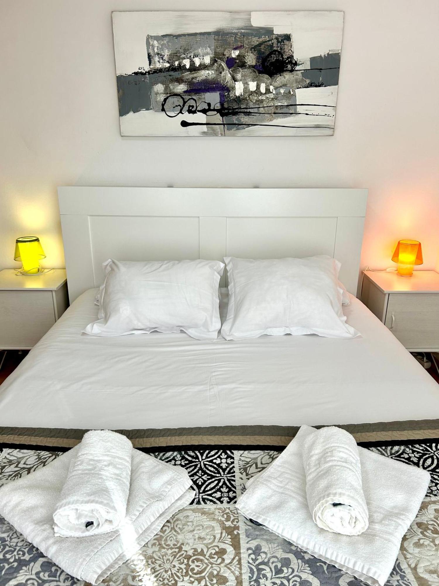 Apartment Carrer D'Olesa Barcelona Kültér fotó