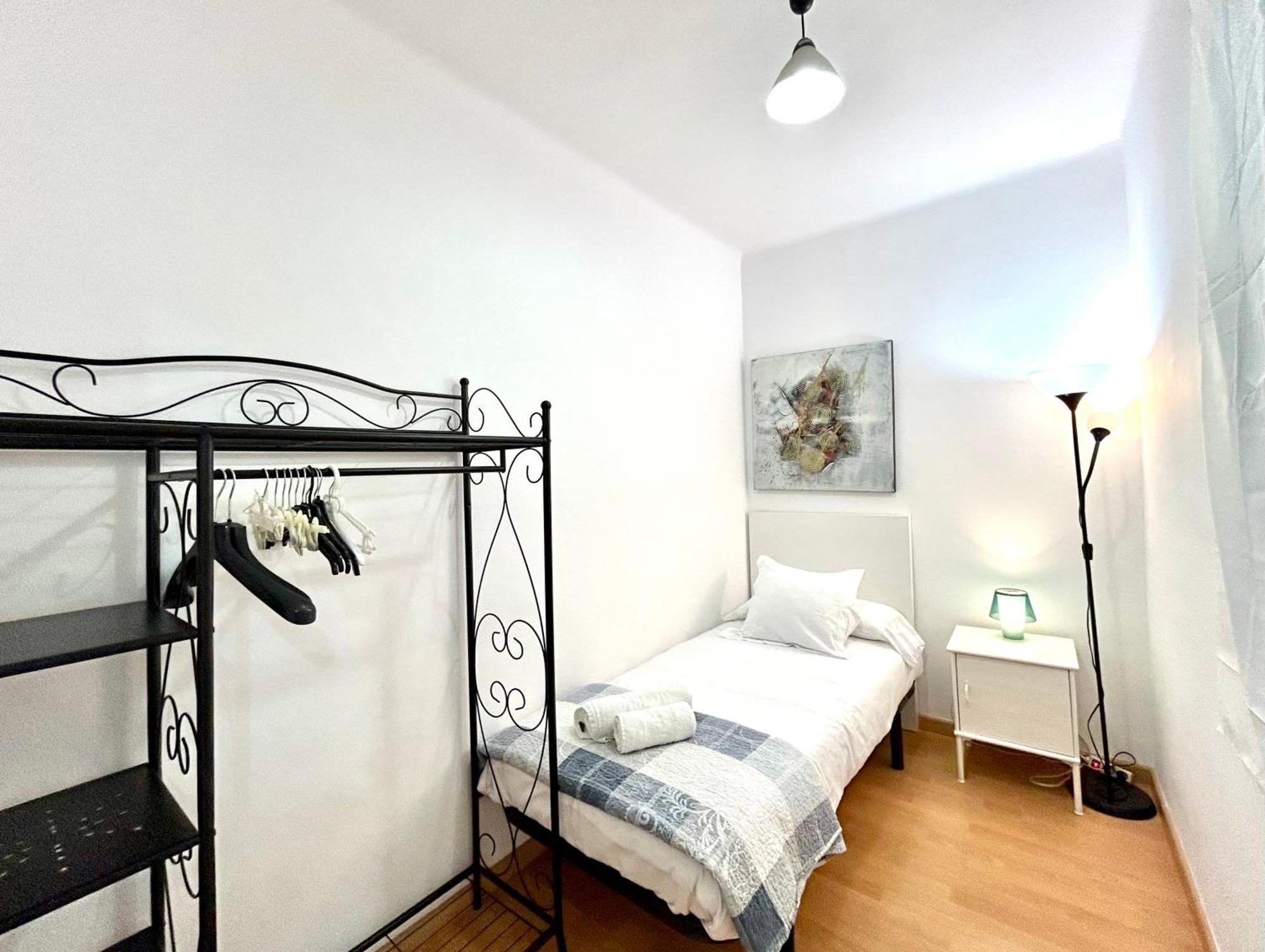 Apartment Carrer D'Olesa Barcelona Kültér fotó