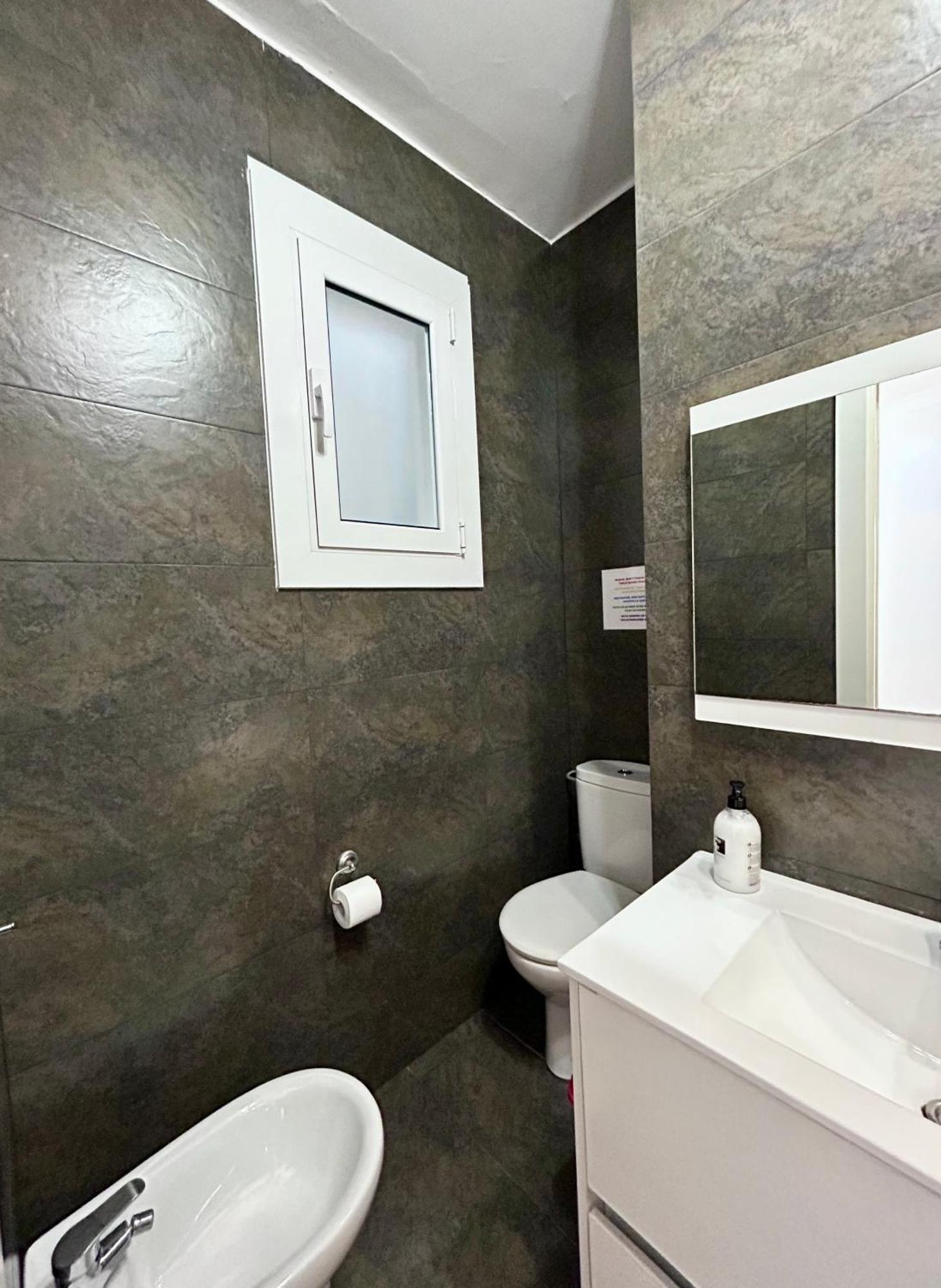 Apartment Carrer D'Olesa Barcelona Kültér fotó